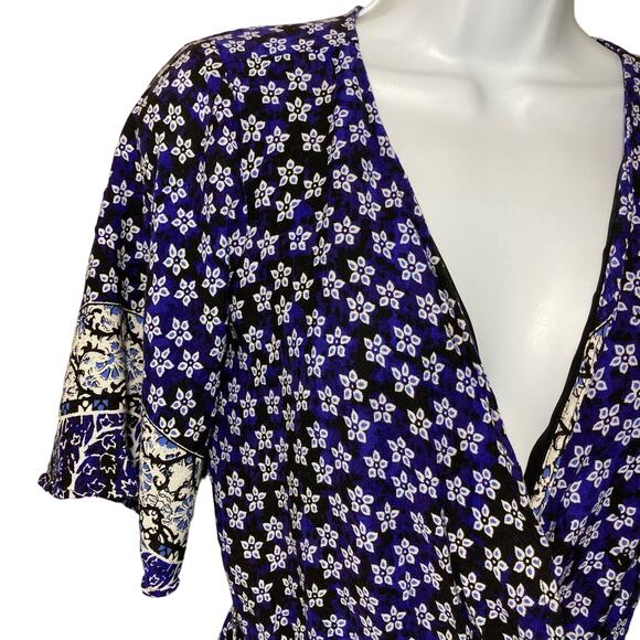 Lovers & Friends Floral Blue Surplice Isabelle Romper Pockets Flowy Size XS - Picture 13 of 16